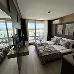 Apartahotel Sea View Private Paradiso B 508 4*